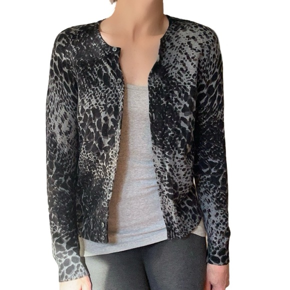 Croft & Barrow Black Gray Leopard Cotton Button Down Fitted Cardigan Sweater - Picture 3 of 9